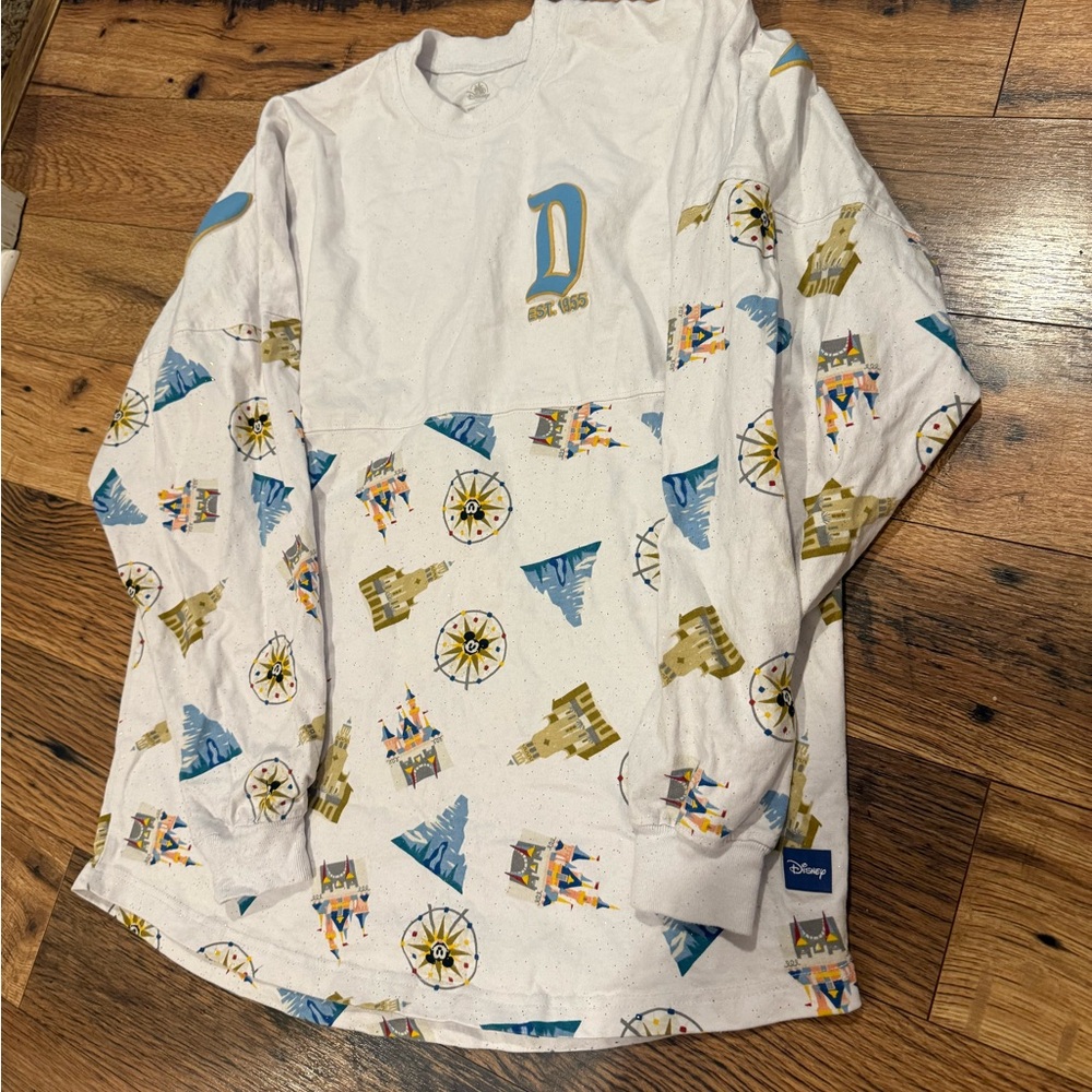 Disney White Graphic Tee
